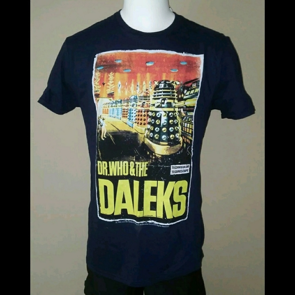 DR. WHO & THE DALEKS DOCTOR BLUE SHIRT GRAPHIC TEE